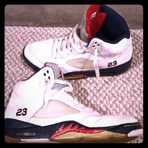 Jordan 5’ Independence Day” size 9.5